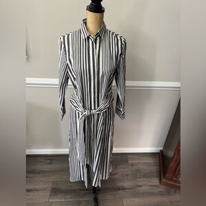 Boss‎ dress 6 Striped Black and White Shirt Dress
